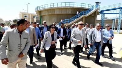 وزيرة الإسكان ومحافظ الأقصر يتفقدان محطة تنقية مياه مدينة طيبة الجديدة