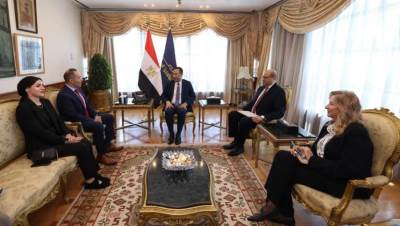 وزير الاتصالات يبحث مع شركة إنتل Intel التعاون في مجالات البنية التكنولوجيا