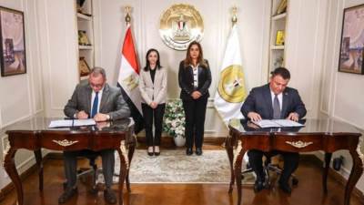 "التنمية المحلية" توقع عقود تشغيل 3 مجازر بالبحيرة لمنع الذبح العشوائي	