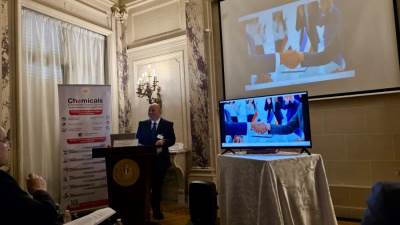 المجلس التصديري للصناعات الكيماوية والأسمدة يشارك في المنتدى الاقتصادي المصري بفرنسا