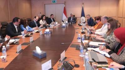 وزير السياحة والآثار يعقد اجتماعاً موسعاً مع مجموعة العمل بمواقع التراث العالمي