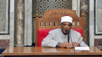 عباس شومان: الفقه صناعة ثقيلة لا يقدر عليها إلا من امتلك الأدوات
