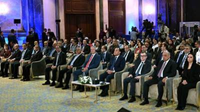 "رئيس الوزراء" يشارك في ختام المرحلة الأولى من البرنامج القُطري مع OECD