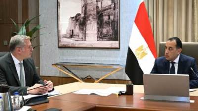 «مدبولي» يبحث مع وزير البترول تأمين احتياجات السوق من الغاز والمنتجات البترولية