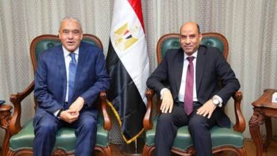 شراكة استراتيجية بين «العمل» و«مجموعة العربي» لربط التدريب باحتياجات السوق