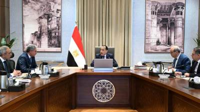 الحكومة: تكثيف الحملات الترويجية والرحلات التعريفية لدعم القطاع السياحي