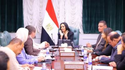 وزيرة التضامن تلتقي نواب البرلمان لبحث طلبات «تكافل وكرامة» وبطاقة الخدمات المتكاملة