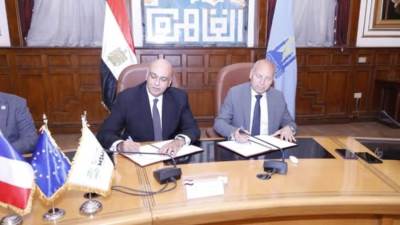القاهرة وجهاز المشروعات يوقعان عقد تطوير عزبة خيرالله  بـ 13.5 مليون جنيه