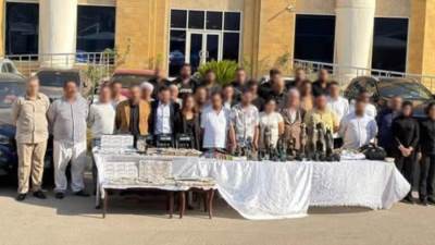 ضبط تشكيل عصابي يضم 33 شخصًا يبيعون آثارًا مقلدة