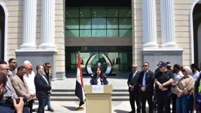 وزيرة الإسكان: العلمين الجديدة مدينة متكاملة وليست ساحلية أو موسمية فقط
