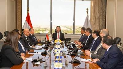 وزير التموين يتابع منظومة "كارت الخدمات الحكومية" لتعزيز التحول الرقمي وضمان وصول الدعم لمستحقيه