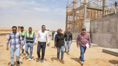 رئيس جهاز السويس الجديدة تتفقد محطة رفع المياه الرئيسية والخزان الأرضي