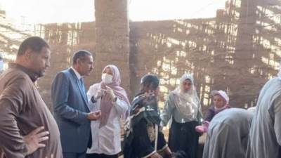 "أسيوط" تسلم 216 رأس ماشية لـ100 أسرة ريفية ضمن مبادرات التمكين الاقتصادي