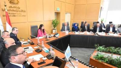 "الإسكان" تستعرض خطط تعظيم إيرادات المدن الجديدة وتسرع إنهاء ملفات التصالح والتقنين