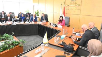 وزيرة الإسكان تتابع تطوير منظومات النظافة والزراعة والصيانة بالمدن الجديدة