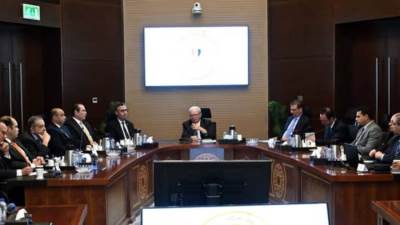 "الحكومة" تتابع موقف زيادة الاحتياطي الاستراتيجي من السلع الغذائية