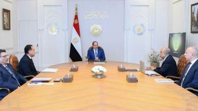 "السيسي" يوجه بزيادة مُساهمة الطاقة النظيفة إلى 45% بحلول عام 2028