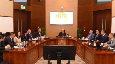 مجموعة موانئ "جيانجسو" الصينية تبحث  التوسع في الاستثمارات بقناة السويس