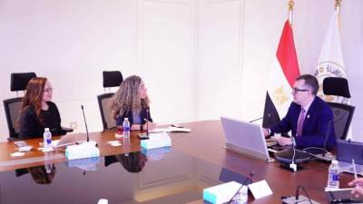 "رستم": الحكومة تعمل على نشر الثقافة المالية بين الشباب وتمكين الشركات الناشئة