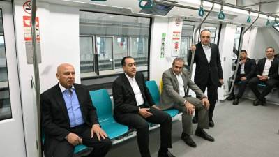 رئيس الوزراء: خطة الدولة ترتكز على التوسع في مشروعات النقل الأخضر 