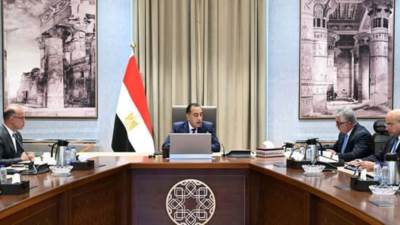 "مدبولي" يبحث مقترح إنشاء مركز توزيع لوجيستي عالمي بـ "اقتصادية قناة السويس"