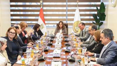 د.منال عوض: تعزيز الشراكة مع القطاع الخاص وتفعيل "المجالس الاقتصادية-الاجتماعية" بالمحافظات