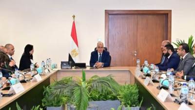 "المقاولون العرب والسويدي وأوراسكوم" تنفذ مشروعات تنمية مستدامة لمواطني دول حوض النيل