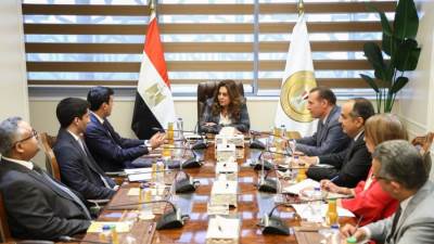 التنمية المحلية تبحث مع منظمة المدن العربية تبادل الخبرات والتعاون المشترك