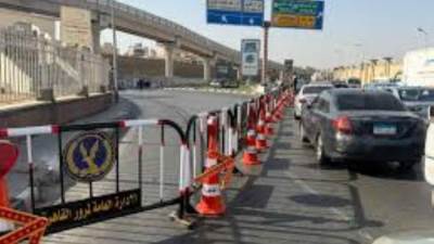 تحويلات مرورية لإصلاح هبوط أرضي بمحور عبدالحميد بدوي 