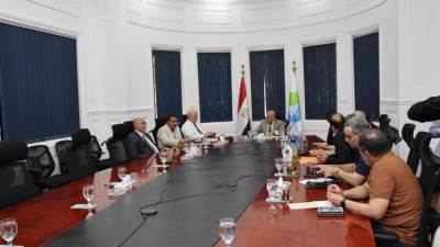 رئيس «القابضة للمياه» يتابع معدلات تنفيذ مشروعات المبادرة الرئاسية «حياة كريمة»