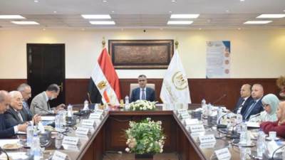 التموين: التوسع في تطبيق النظم التكنولوجية الحديثة بالصوامع لتأمين الحبوب الاستراتيجية