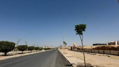 الإسكان تكثف رفع كفاءة الطرق والمرافق وجودة الحياة بصعيد مصر