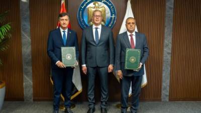 باستثمارات 18 مليون دولار..البترول توقيع اتفاقية جديدة مع «إنرجي» ومذكرة مع «إيني»