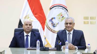 التوسع في برامج التدريب المهني بين "العمل والإنتاج الحربي" لتوفير العمالة الماهرة