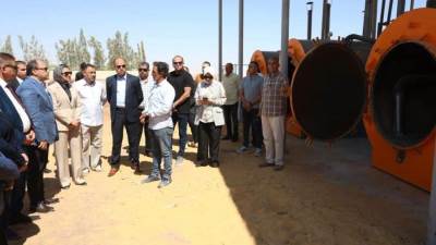 طفرة مجتمعية يحققها مصنع تدوير المخلفات الزراعية بالخارجة.. تعرف على التفاصيل