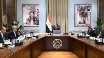 الحكومة تناقش خطوات وآليات تطوير الإعلام المصري