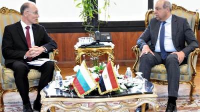 مباحثات «مصرية - بلغارية» لتسهيل الربط الجوي بين البلدين