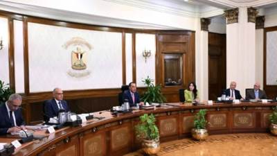 رئيس الوزراء يتابع عدداً من ملفات العمل المشتركة بين وزارتي الري والإسكان