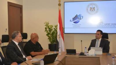 خطة جديدة  لتنمية صادرات مصر من الصناعات المعدنية ومواد البناء