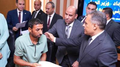 تسليم عقود عمل جديدة لذوي الهمم بالشرقية
