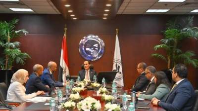 مصر و«موانئ دبي العالمية» يناقشان خطط التوسع للموانئ إقليميًا