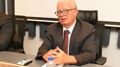 الدكتور حسين عيسى: استراتيجية متكاملة لتطوير أداء الشركات المملوكة للدولة 