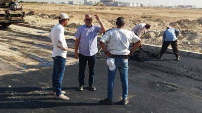  المهندس أحمد عبد الجابر يتفقد أعمال صيانة الطرق بمدينة بني سويف الجديدة