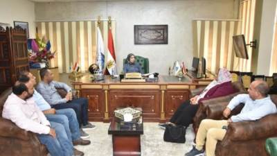 المهندسة أسماء مخلوف تبحث مع معهد "الهندسة الصحية" تطوير محطات الصرف صحي بالسويس الجديدة