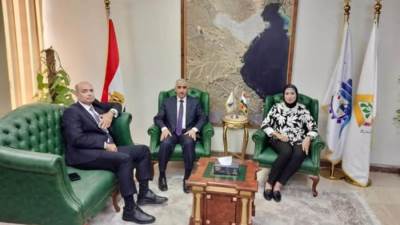 المهندسة أسماء مخلوف  تبحث مع شركة الجلالة ضخ استثمارات نوعيه بالسويس الجديدة
