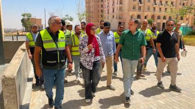 د.المهندسة مروة حسين تجري جولة بجاردن سيتى الجديدة لمتابعة الاعمال الجارى تنفيذها