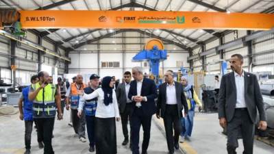  "جمبلاط" يتفقد خطوط الإنتاج بشركة حلوان لمحركات الديزل 