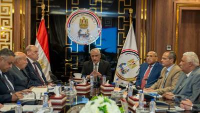 "جمبلاط" يتابع خطط تطوير شركات الإنتاج الحربي المصنعة للذخائر
