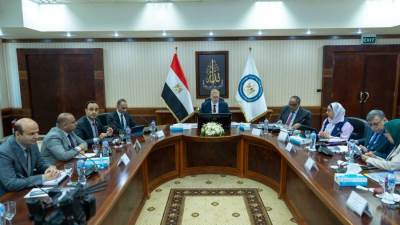 وزير البترول نفذنا خطط توسعية بشركات الإنتاج لتلبية احتياجات السوق المحلية 