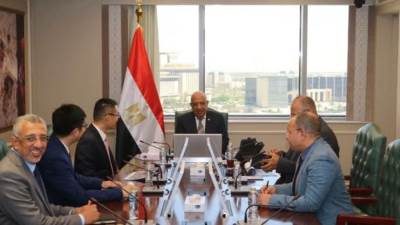 “هواوي الصينية” تبدأ إقامة محطات لتخزين الطاقة الكهربائية